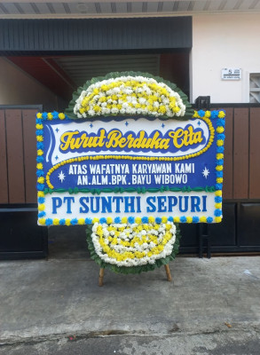 Papan Bunga Duka di Korong Gadang